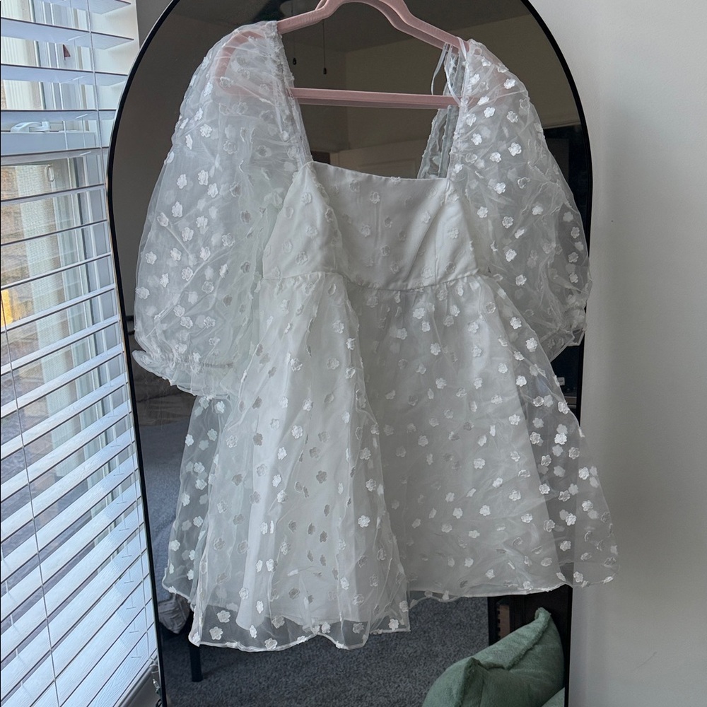 Lulu's White Floral Dress